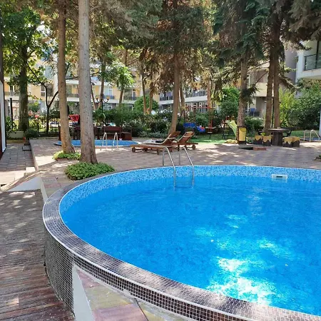 公寓式酒店 Amara-boutique & Design - студио 4*